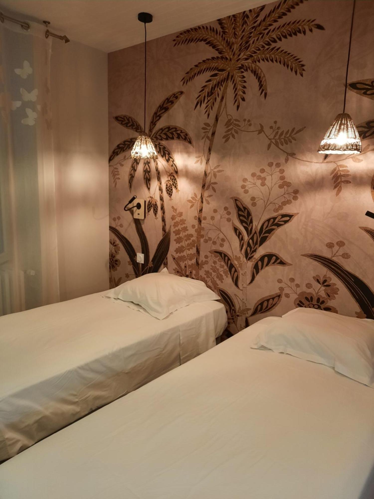 Logis Hôtel Les Voyageurs Tournon-dʼAgenais Extérieur photo